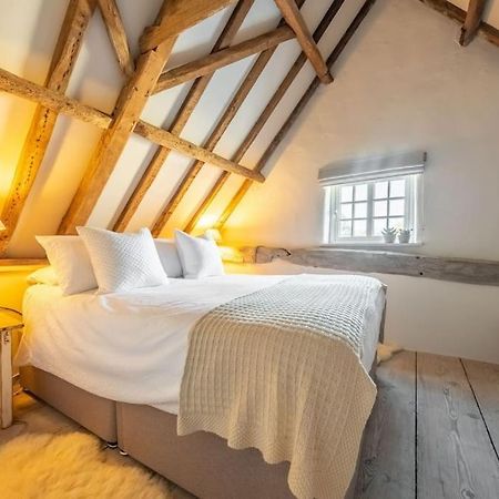 Beekeeper'S Cottage Fakenham Exterior photo