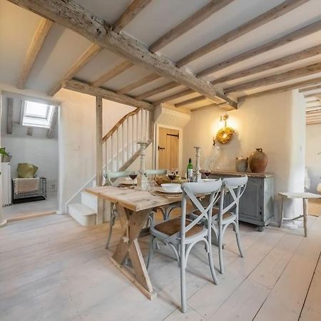 Beekeeper'S Cottage Fakenham Exterior photo